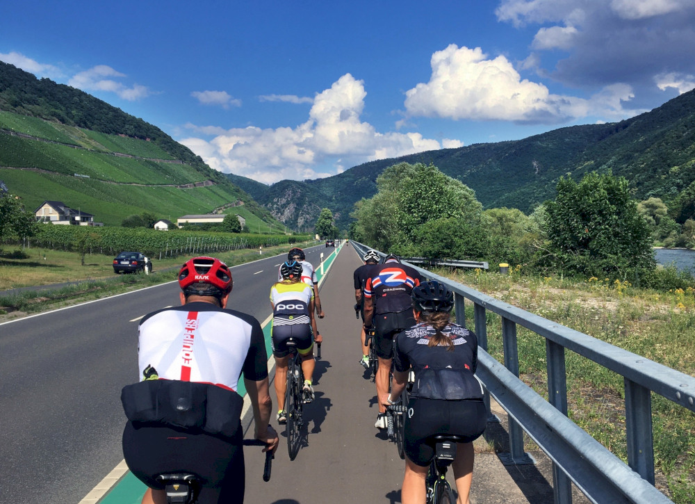 Teamzeitfahren von Koblenz durch die Eifel